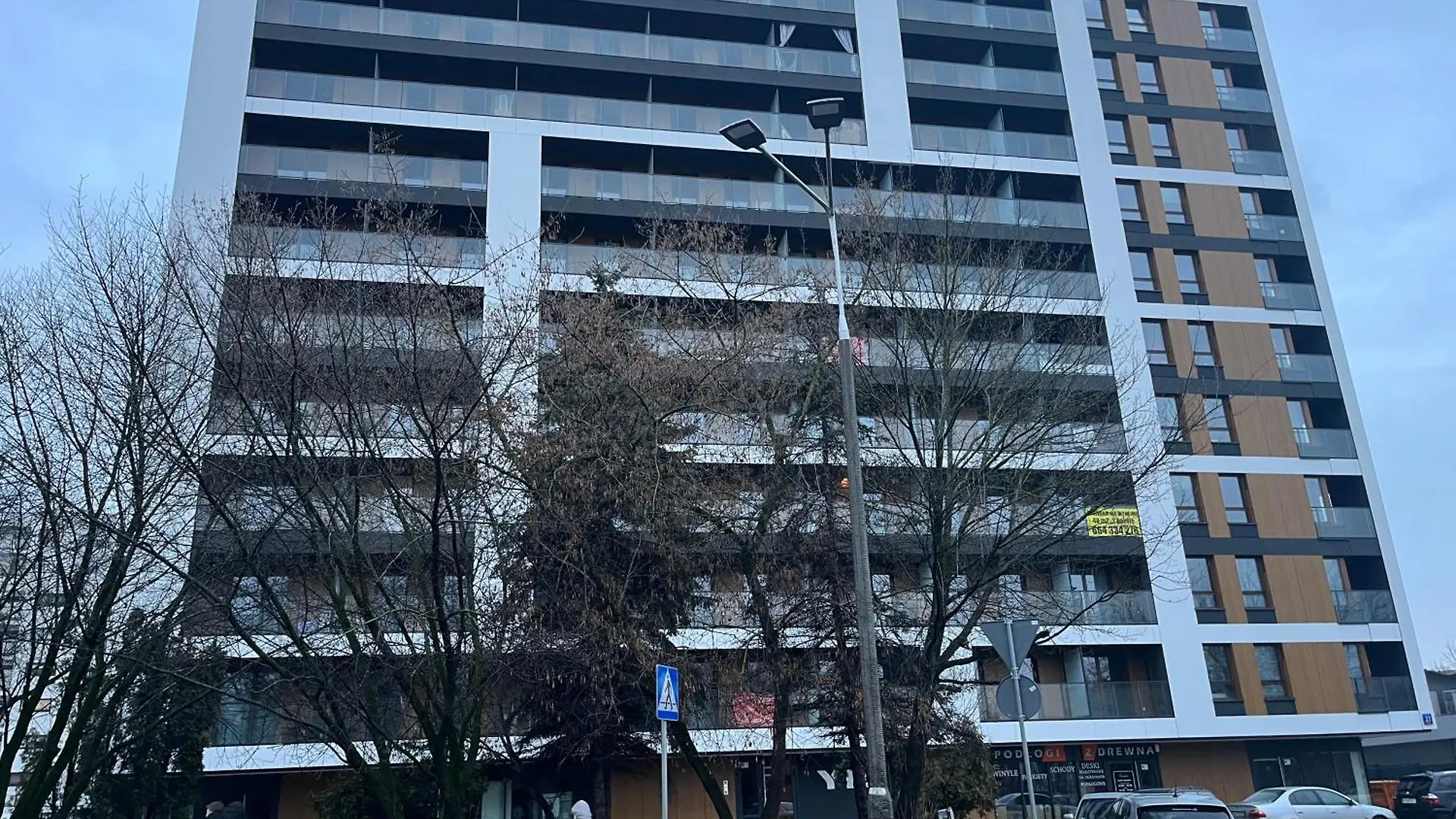 Warsaw Airport Wyscigi - City And Green View Apartment With Underground Garage