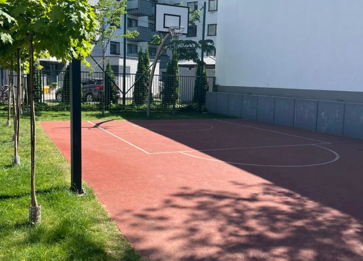 Warsaw Airport Wyscigi - City And Green View Apartment With Underground Garage Poland