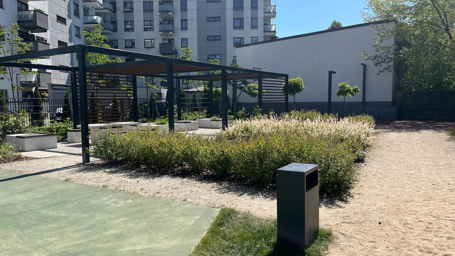 Warsaw Airport Wyscigi - City And Green View Apartment With Underground Garage Poland